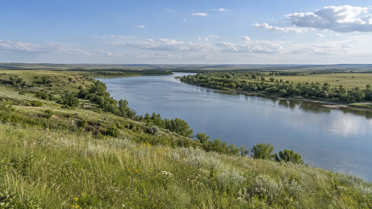 Orenburg region river and steppe